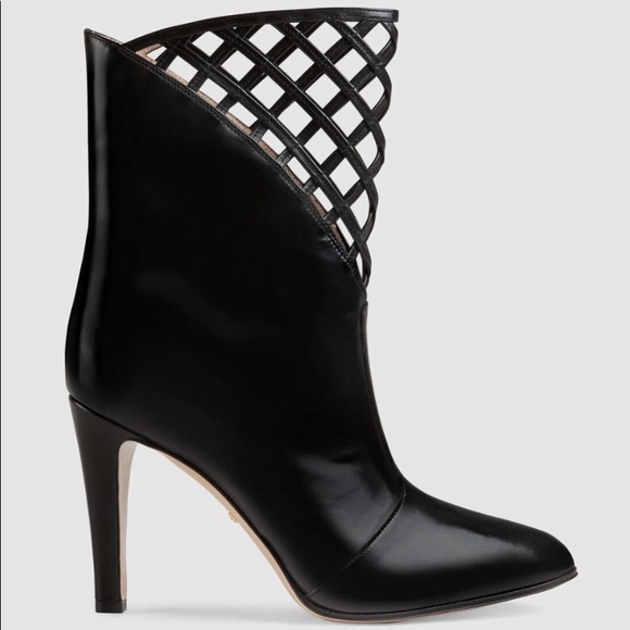 Gucci Shoes - Gucci Cutout Leather Ankle Booties Black 40